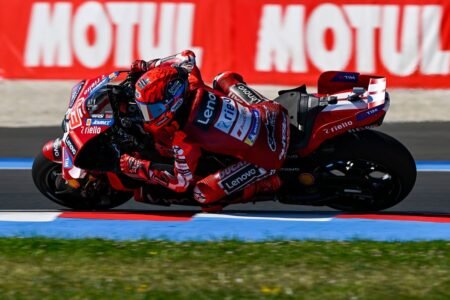 Marquez dominates sprint for comeback win