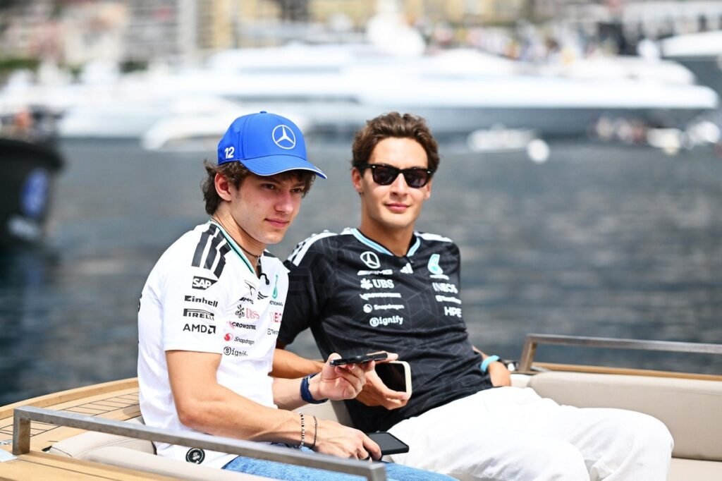 The two worrying trends for Russell against Antonelli in F1 2026