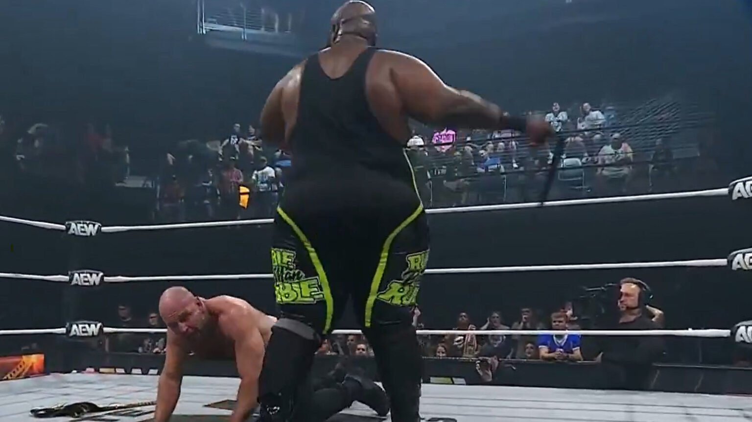 Jon Moxley Beats Shane Taylor To Retain AEW Continental Title, Taylor Retaliates