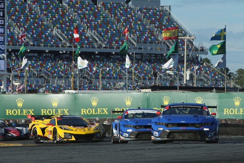 #65 Ford Multimatic Motorsports Ford Mustang GT3: Christopher Mies, Frederic Vervisch, Sebastian Priaulx, #64 Ford Multimatic Motorsports Ford Mustang GT3: Ben Barker, Dennis Olsen, Mike Rockenfeller
