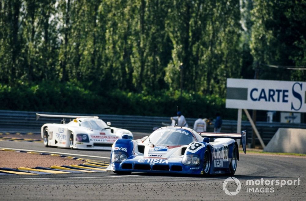 The extra demands on braking and acceleration placed different stresses on the cars and contributed to heavy attrition that sidelined the likes of the #83 Nissan
