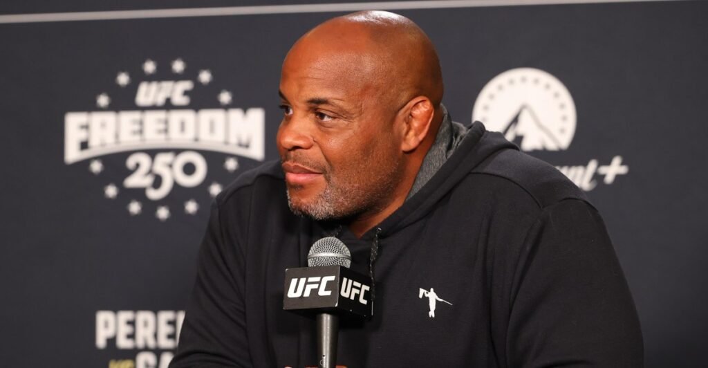 Daniel Cormier responds to hacked Twitter account controversy: ‘I would never do something like that’