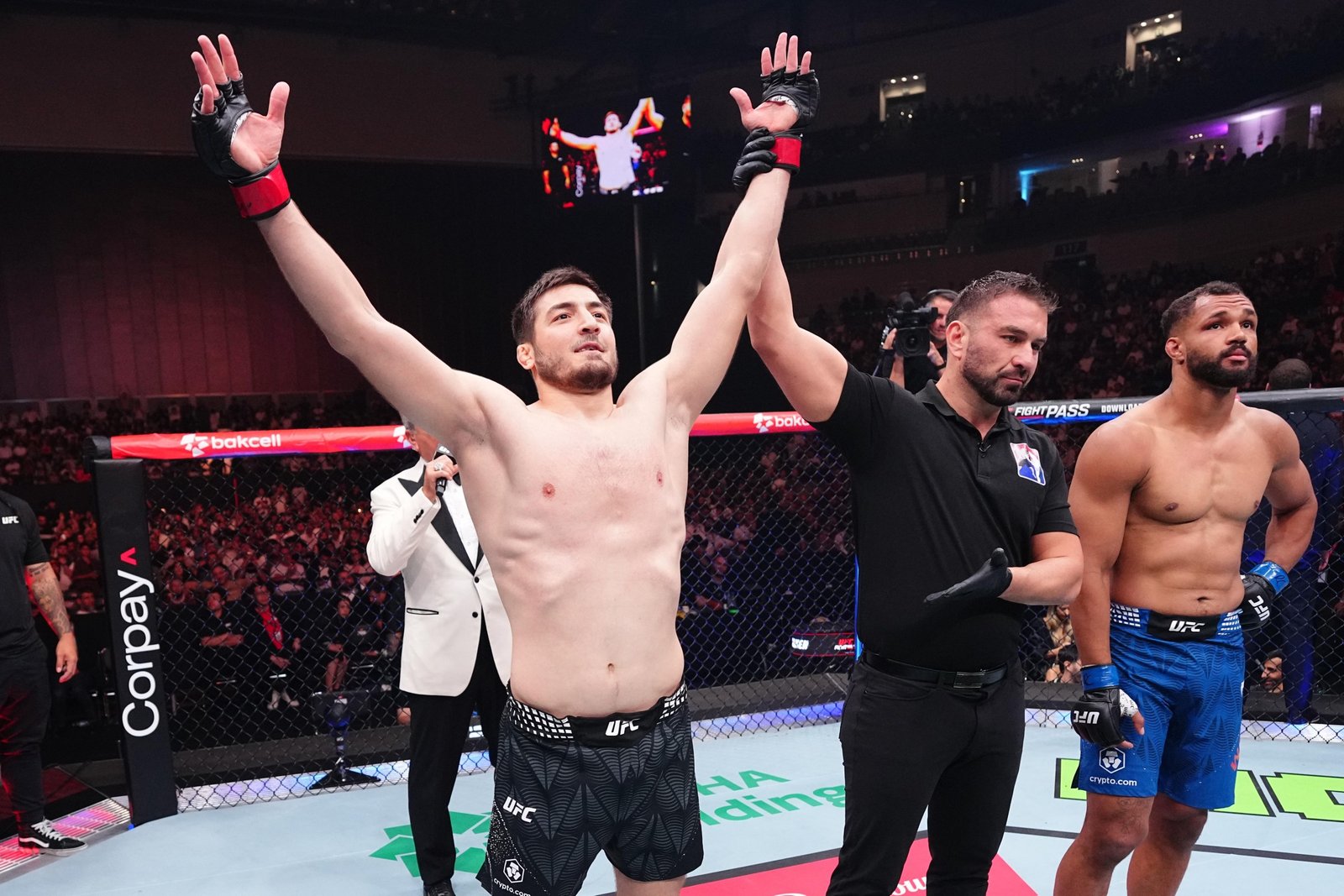 UFC Fight Night: Yakhyaev v Walker