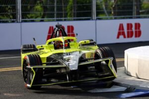 Dennis wins red-flagged race as championship leader Evans retires