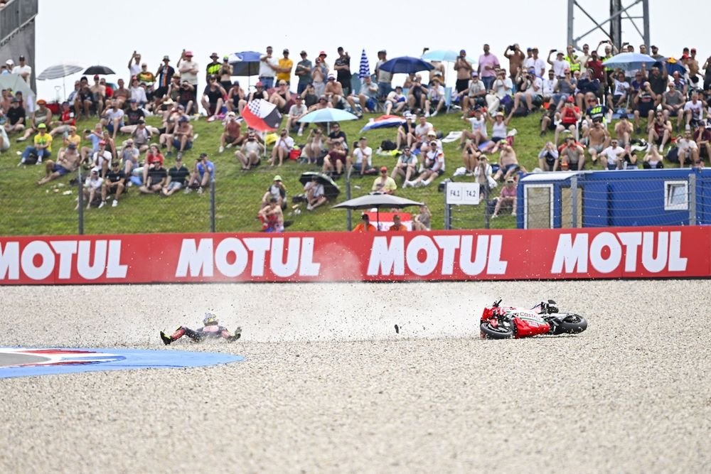 Joan Mir, Honda HRC crash