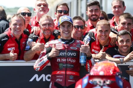 Marquez beats Acosta to sensational pole
