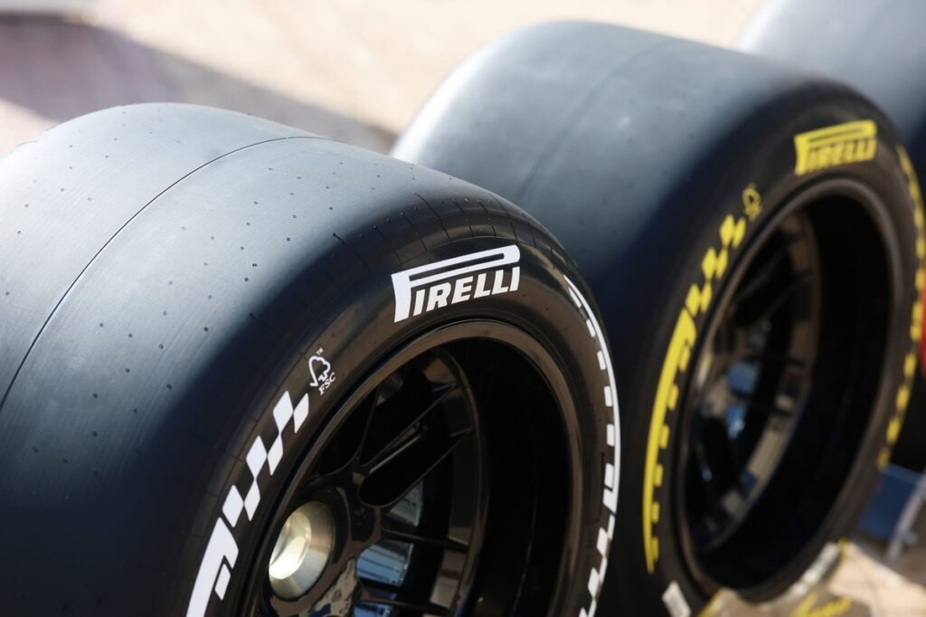 Pirelli extends F1 tyre supply deal until 2028