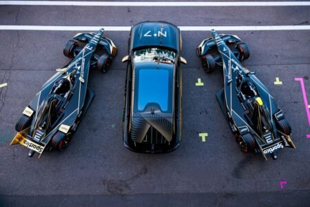 The DS N°7 hits the road