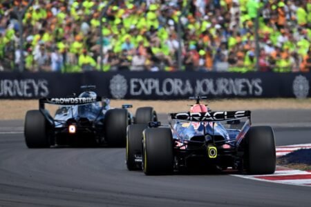F1 drivers criticise ‘dangerous’ yo-yo racing in British GP sprint race