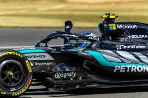 Antonelli takes pole position, Russell down in fourth