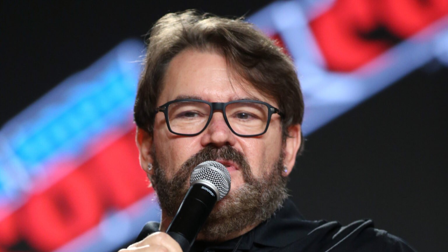 AEW’s Tony Schiavone Recalls Being On Commentary For Hulk Hogan’s WCW Heel Turn