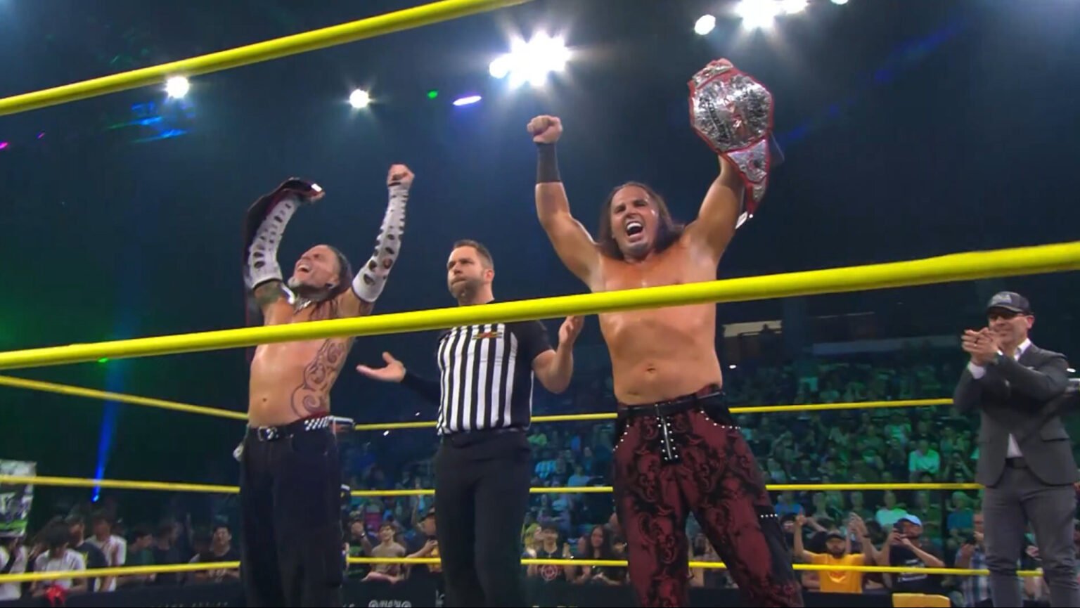 Matt & Jeff Hardy Defeat The Great Hands To Keep TNA Tag Title On Impact