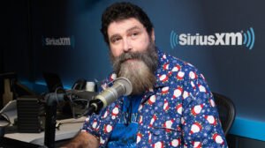 Tommy Dreamer Believes Surprising AEW Figure Could Benefit From Mick Foley’s Arrival