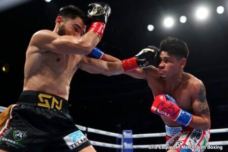 Emanuel Navarrete, O’Shaquie Foster in Advanced Talks for Fall Unification Fight
