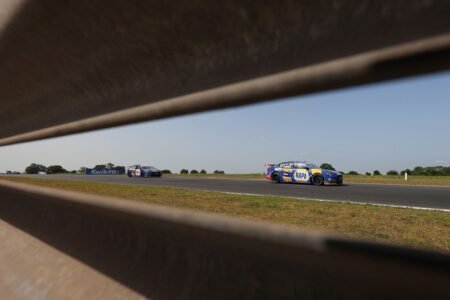 Proctor substitutes for unwell Osborne, Smiley tops practice