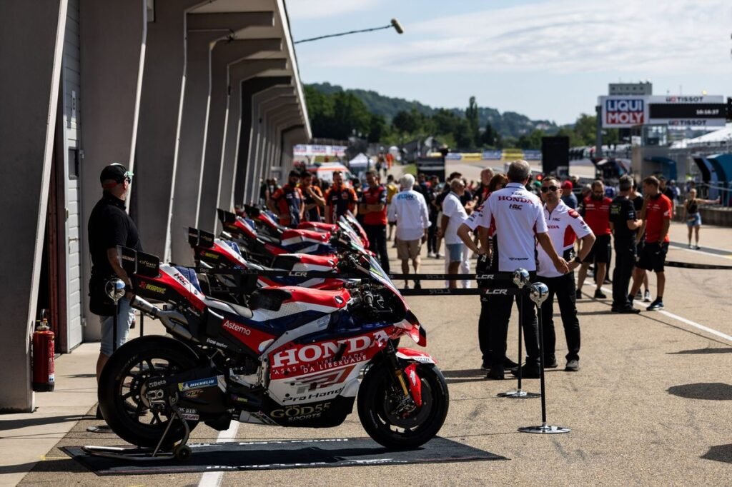 MotoGP’s single-bike proposal on brink of collapse