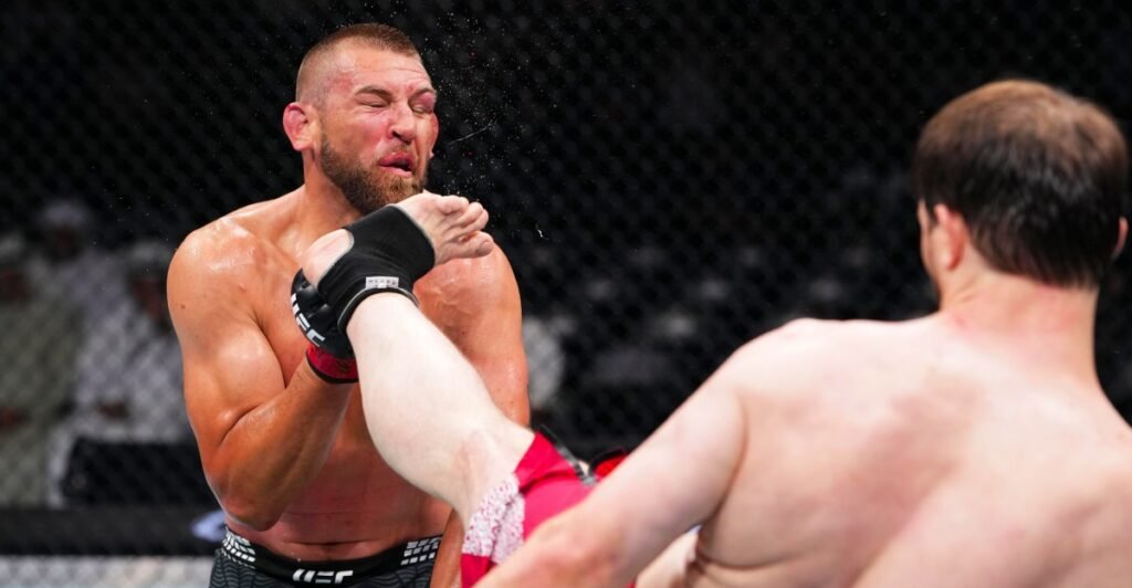 UFC Abu Dhabi video: Muhammad Saidov caps off dominant debut with head kick knockout combination