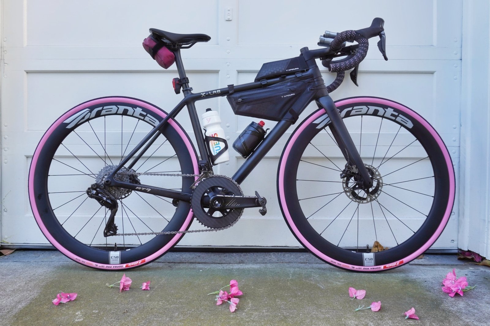 Lisa Charlebois' XLab bike ahead of her Everest Roam