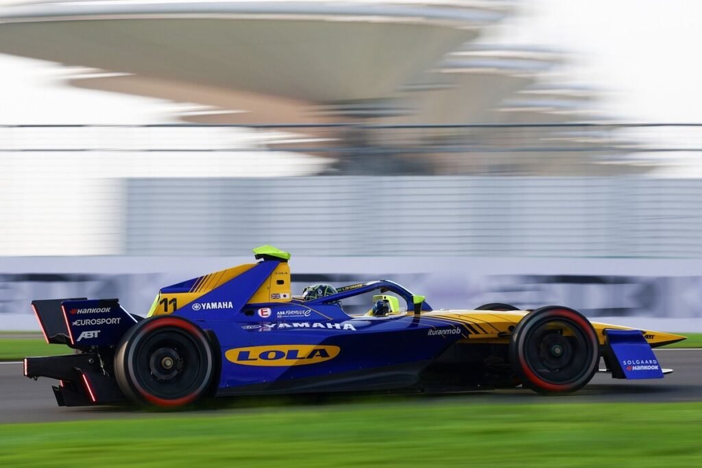 Di Grassi grabs Lola’s first win, Wehrlein takes championship lead