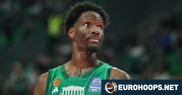 Χειζ-Ντέιβις για τα ταξίδια του: “Περπάτησα παντού, εκτός από το νερό”
