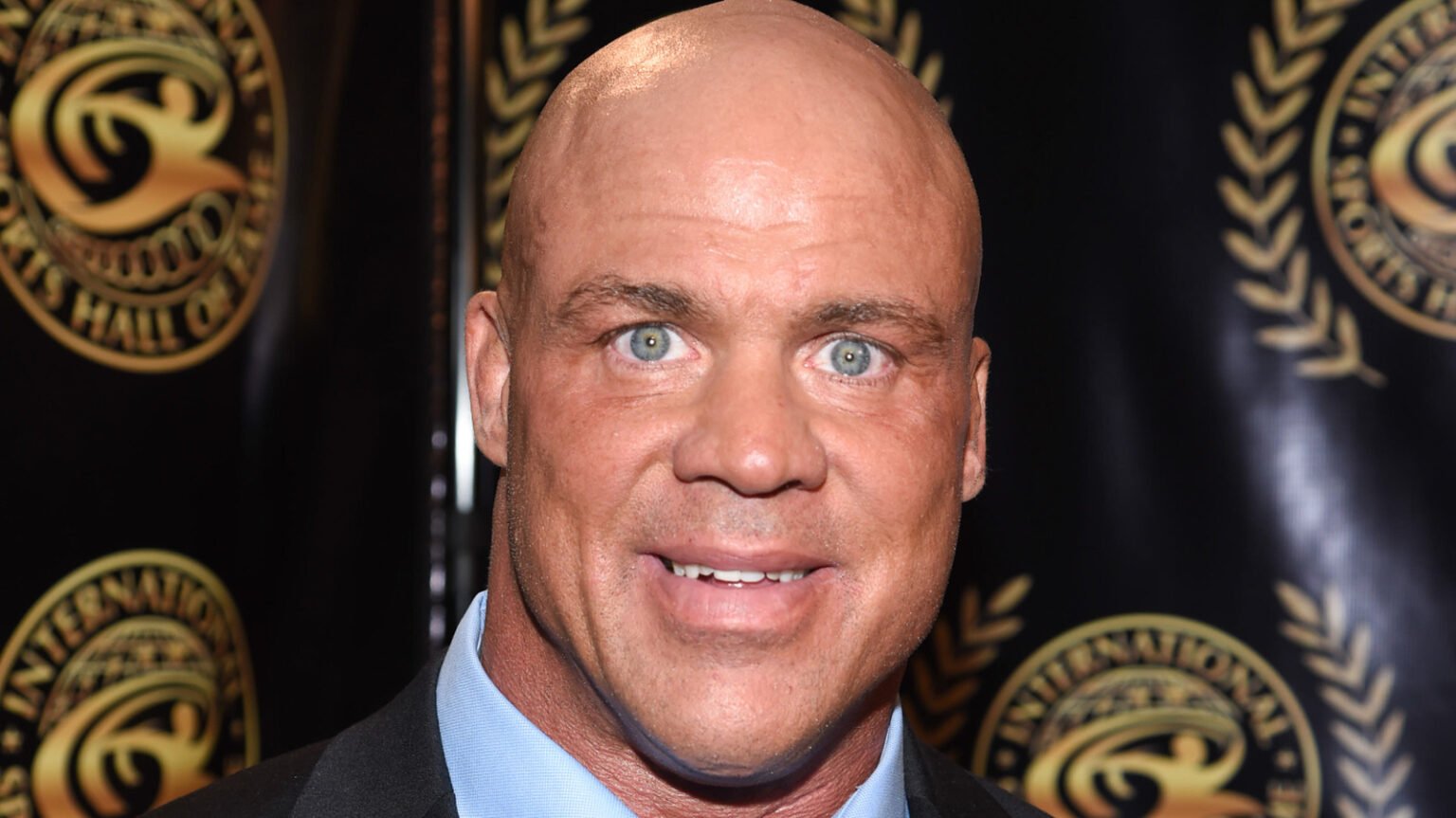 Kurt Angle Reacts To Shield Fist Bump By Roman Reigns & Seth Rollins At WWE SummerSlam