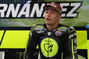 Fernandez to stay at Trackhouse in MotoGP with two-year deal