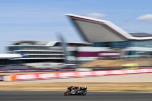 Bezzecchi leads Aprilia domination in Friday practice