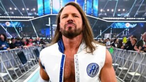 AJ Styles Offers High Praise To WWE Star: ‘Greatest Luchador Ever’
