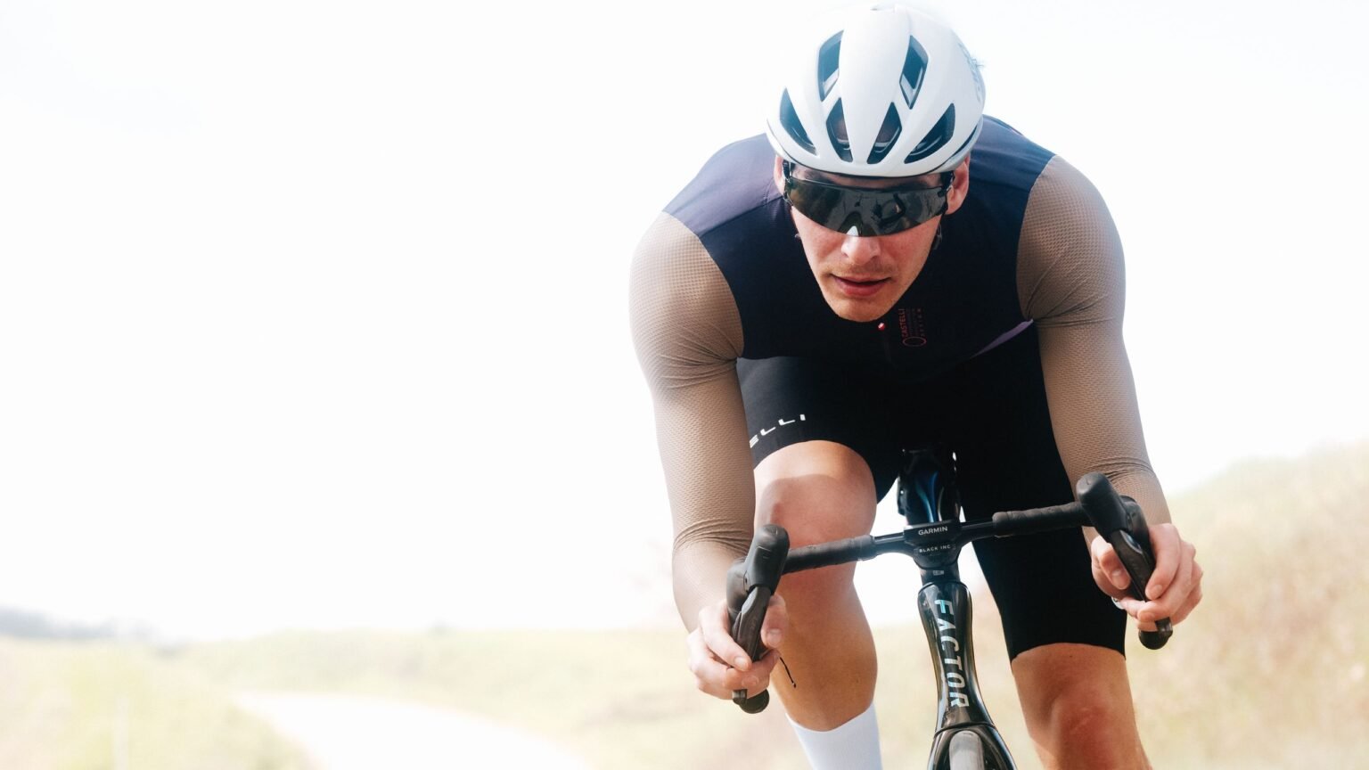 Castelli launches new Transition clothing range to bridge the comfort gap between summer and winter temperatures