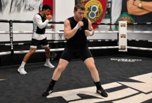 Canelo Alvarez Changes Style for Christian Mbilli