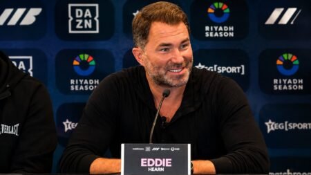 Car Salesman Hearn Over-Sells Teremoana’s Heavyweight Future