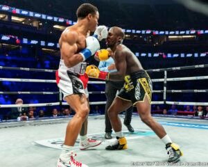 Floyd Schofield vs. Lucas Bahdi Get Another Week to Avoid Purse Bid