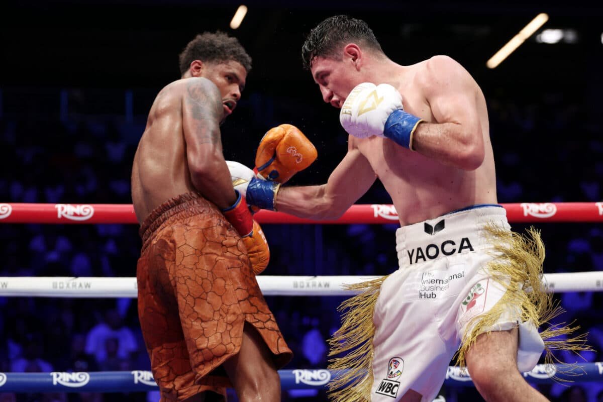 Image: William Zepeda's 884 Punches Expose Key Difference Between Roach And Shakur
