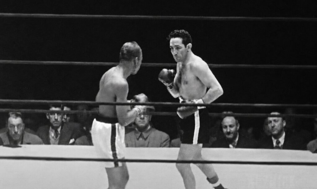 Boxing’s Strangest Records Need More Than Numbers