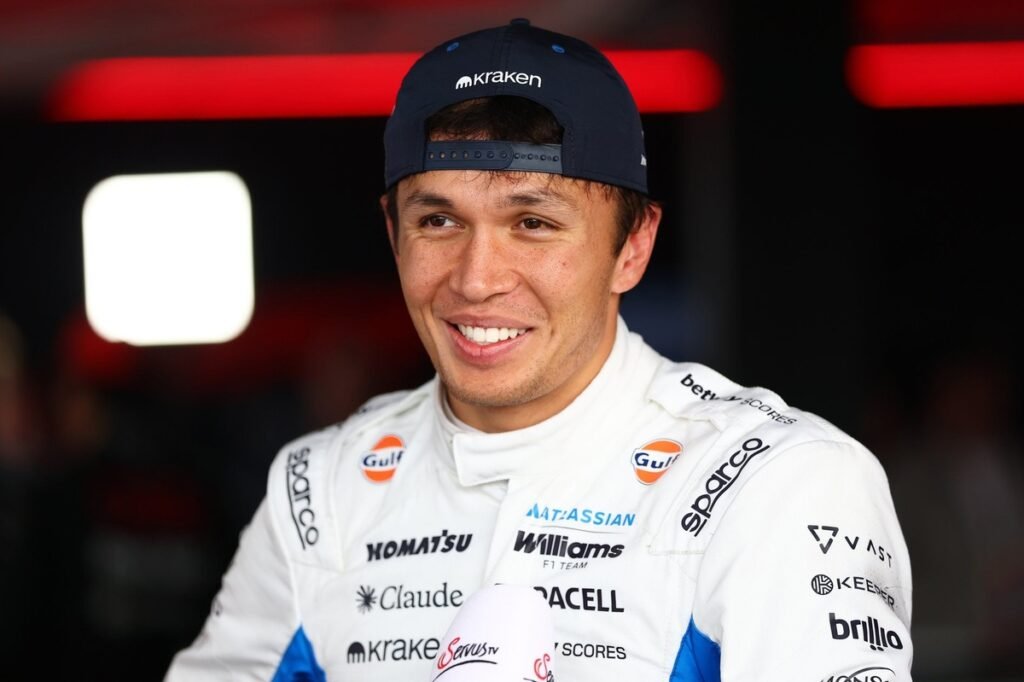 Albon commits to Williams F1 team for 2027