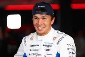Albon commits to Williams F1 team for 2027