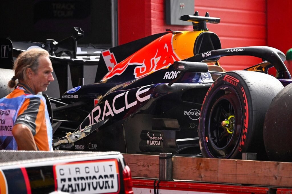 F1 Dutch GP red-flagged after Verstappen crash