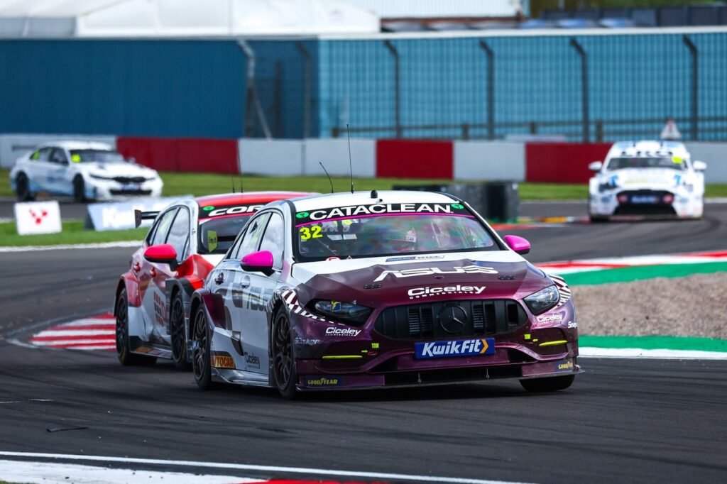Plato departs troubled BTCC team