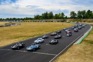 Jaguar D-types star as HSCC celebrates its 60th birthday at Castle Combe