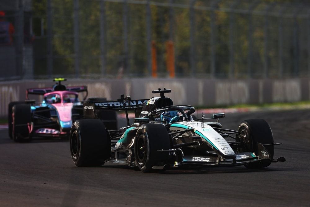 For the next set of regulations, the FIA would like the cars to be a further 80kg lighter, along with simpler power units