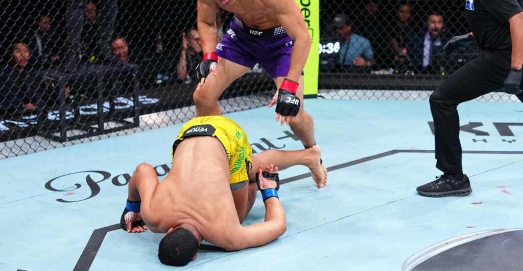 UFC Shanghai video: Liu Ce scores face-plant knockout over Levi Rodrigues Jr. after back-and-forth war