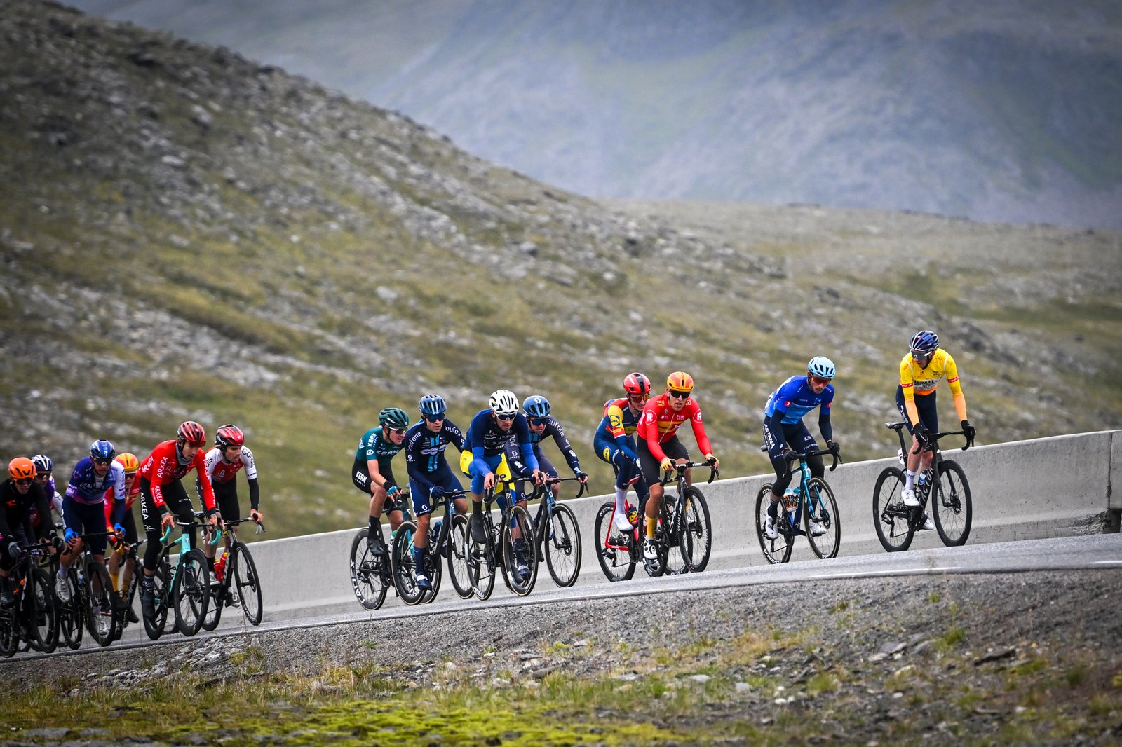Peloton at the Arctic Tour of Norway