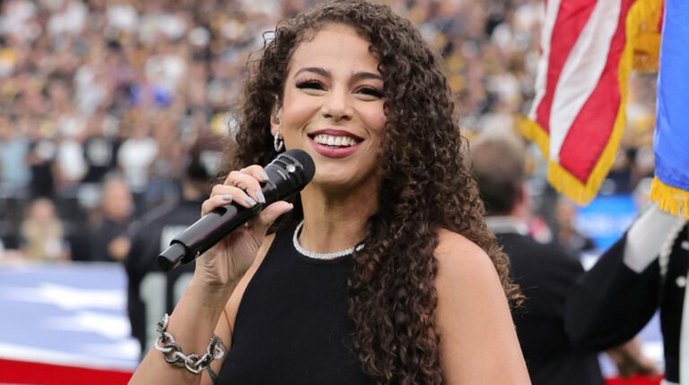 Backstage Report On Contract Status Of Former WWE Announcer Samantha Irvin