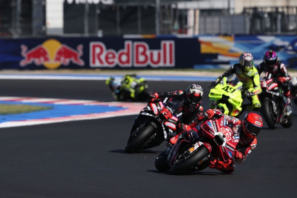 Marquez beats Bezzecchi to another sprint win