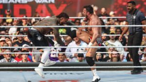LA Knight Drops Roman Reigns After WWE Raw, Will Challenge For World Title At MITB