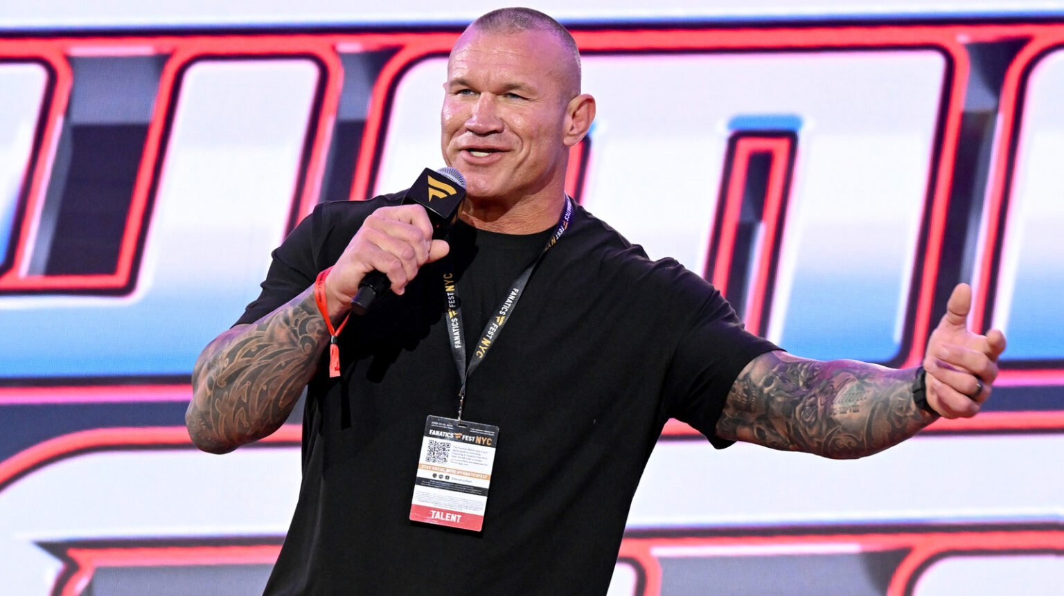 WWE SmackDown Results 9/18 – Two Money In The Bank Triple Threat Qualifiers & More