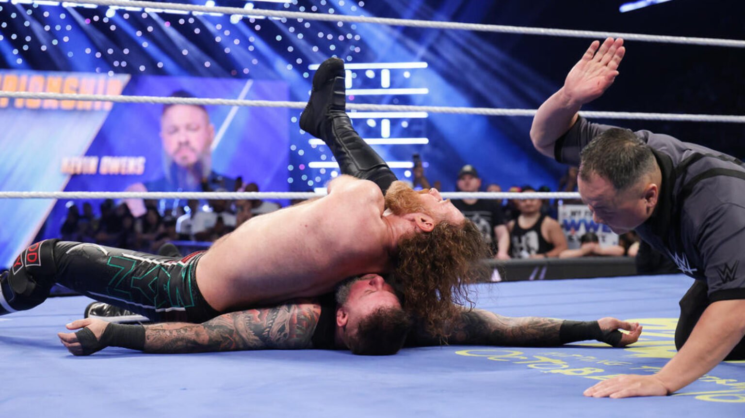 Update On Confusing End To WWE Title Match On SmackDown