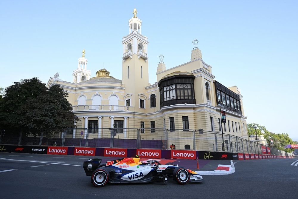 Drivers on out-laps are instructed to stay on the 