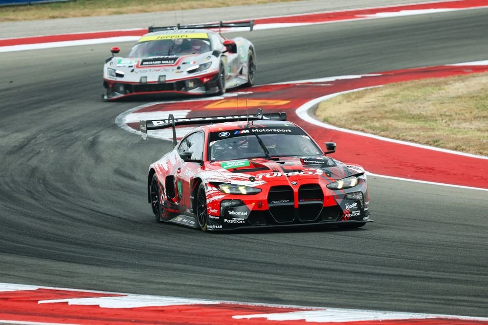 #32 Team WRT BMW M4 LMGT3 EVO: Darren Leung, Sean Gelael, Augusto Farfus