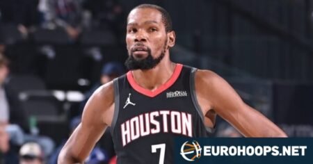 Kevin Durant doesn’t want reduced minutes: “The team is better when I’m on the court”